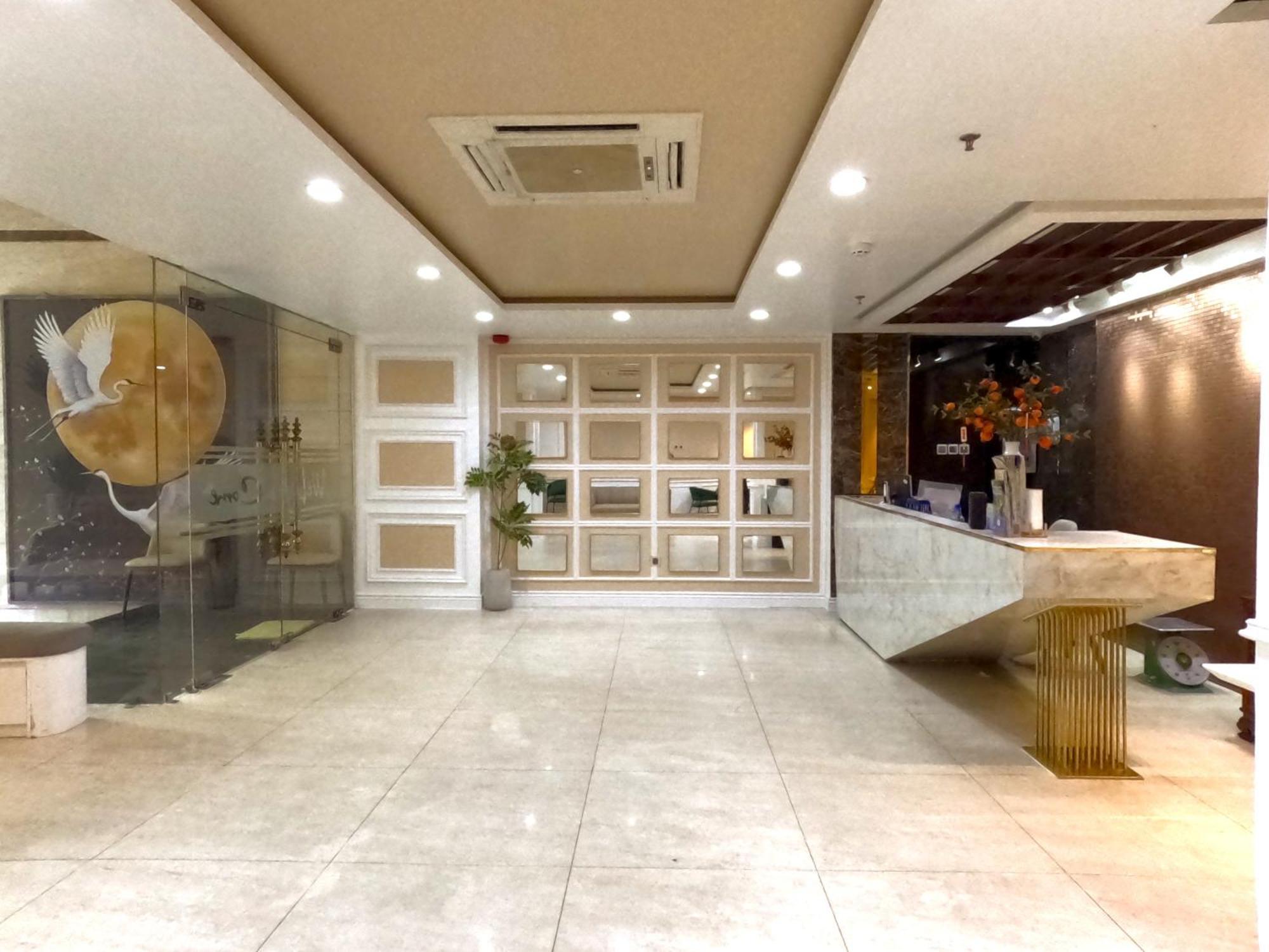 Hotel Cozrum Lux